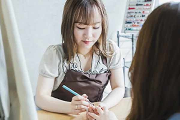 アイリスト・ネイリスト向けのレッスンも完備！